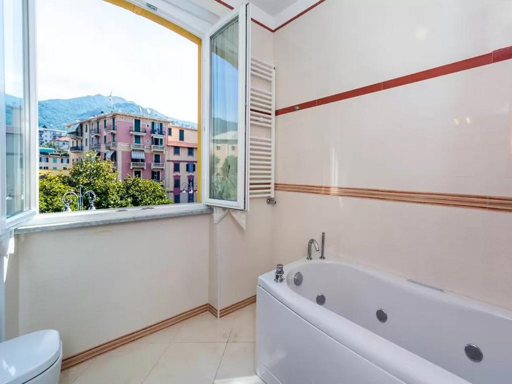 Libra Flexyrent Apartment Rapallo Bagian luar foto